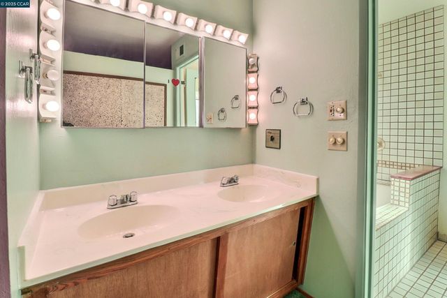 4420 Crestwood Cir, Concord, CA 94521