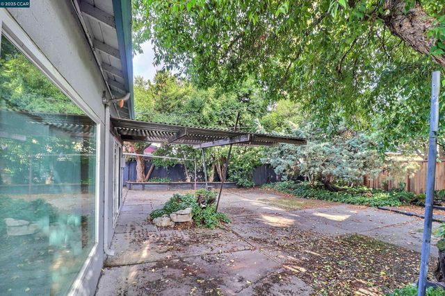 4420 Crestwood Cir, Concord, CA 94521