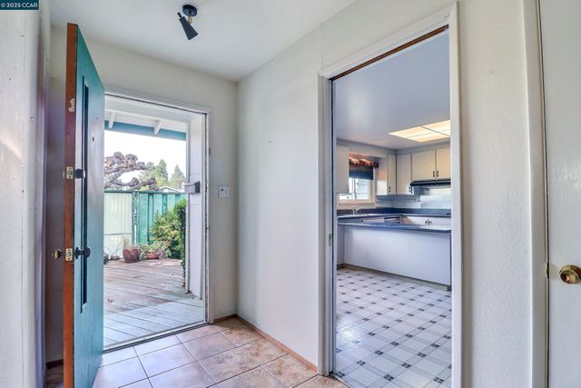 4420 Crestwood Cir, Concord, CA 94521