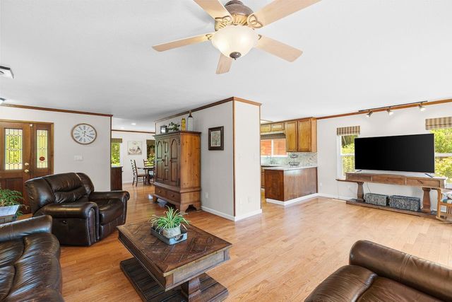 27701 S Fairoaks Rd, Tracy, CA 95304