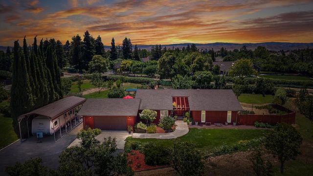 27701 S Fairoaks Rd, Tracy, CA 95304