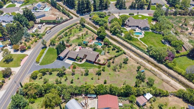 27701 S Fairoaks Rd, Tracy, CA 95304