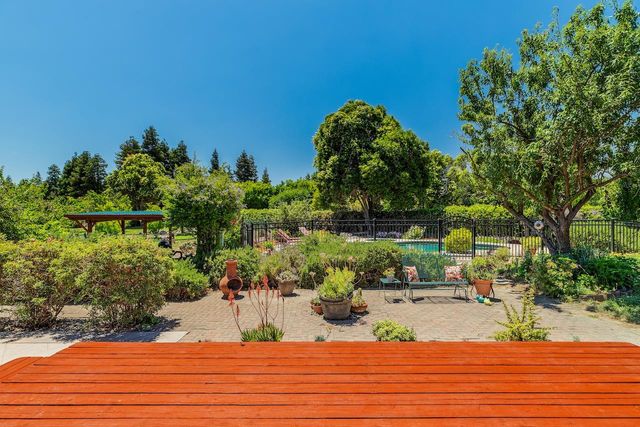 27701 S Fairoaks Rd, Tracy, CA 95304