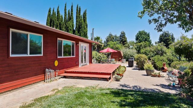 27701 S Fairoaks Rd, Tracy, CA 95304