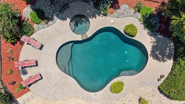 27701 S Fairoaks Rd, Tracy, CA 95304