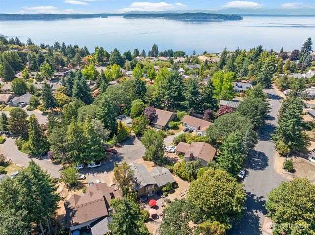 118 Lila Street, Steilacoom, WA 98388