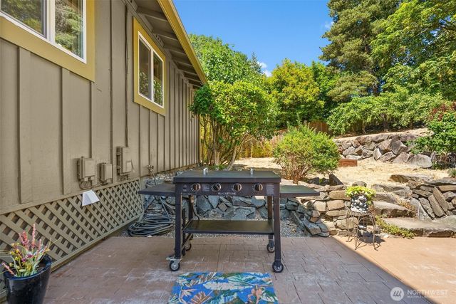 118 Lila Street, Steilacoom, WA 98388