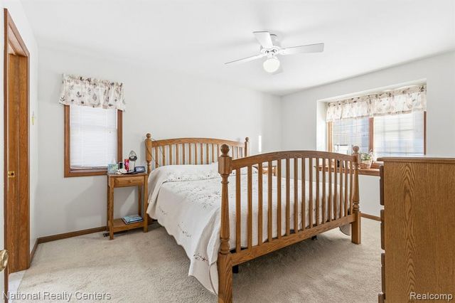 9008 Sussex Street, White Lake, MI 48386