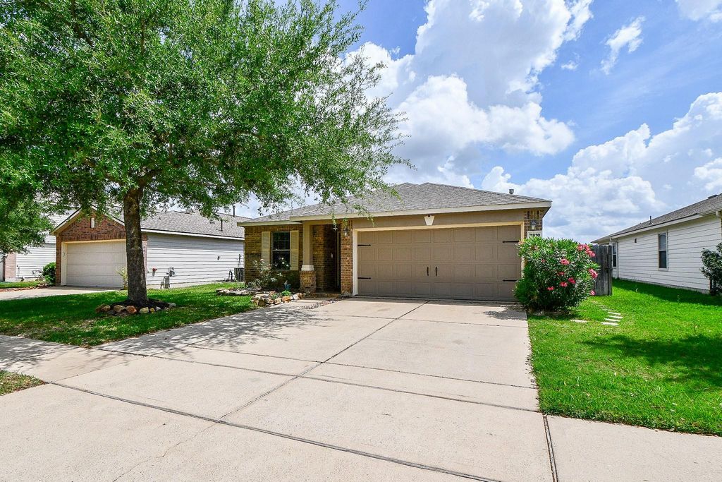 2810 Roaring Oaks Lane, Katy, TX 77449