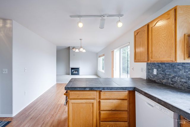 1640 Lorien Lane, Moscow, ID 83843