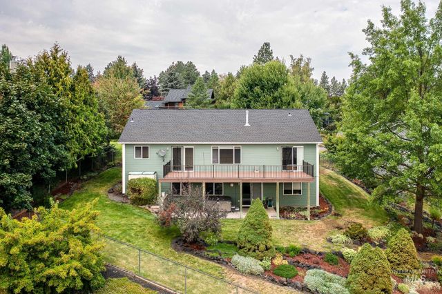 1640 Lorien Lane, Moscow, ID 83843