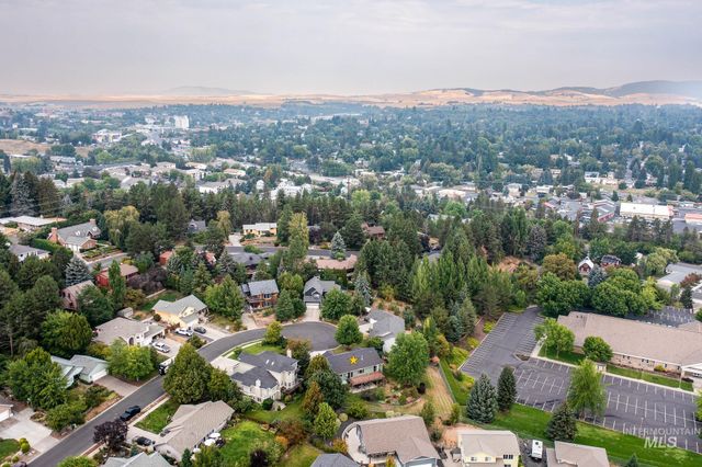 1640 Lorien Lane, Moscow, ID 83843