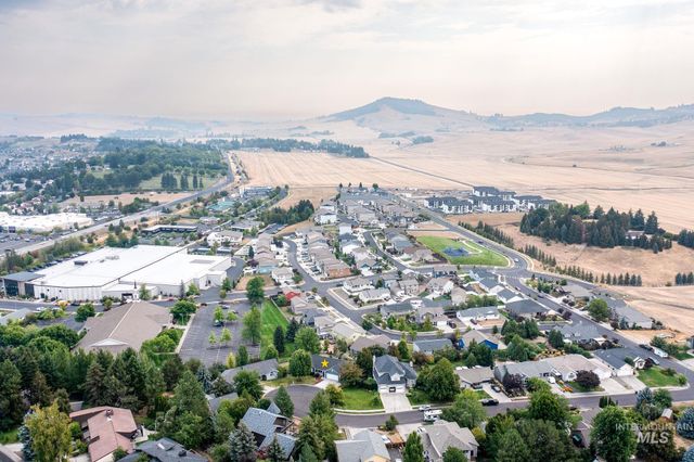 1640 Lorien Lane, Moscow, ID 83843