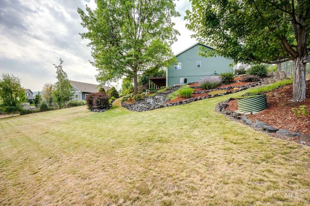 1640 Lorien Lane, Moscow, ID 83843