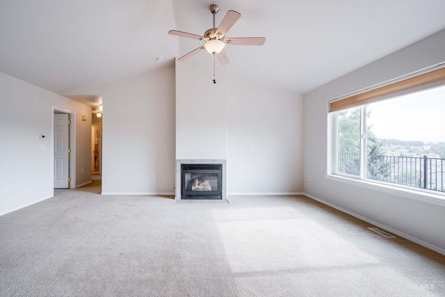 1640 Lorien Lane, Moscow, ID 83843