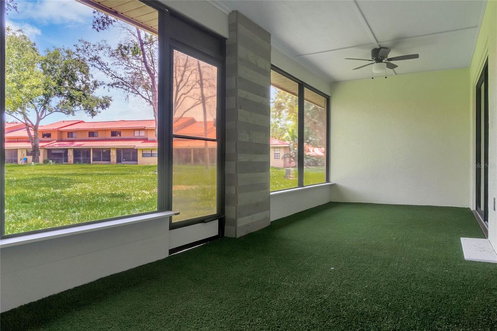 Image 16 of property listing at 8235 AMBROSE COVE WAY, Orlando, FL 32819