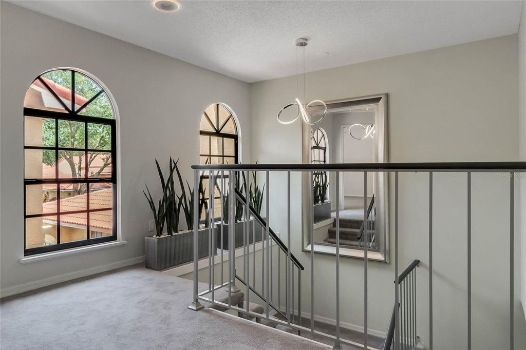 Image 8 of property listing at 8235 AMBROSE COVE WAY, Orlando, FL 32819