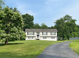 274 N Grand Avenue, Poughkeepsie, NY 12603
