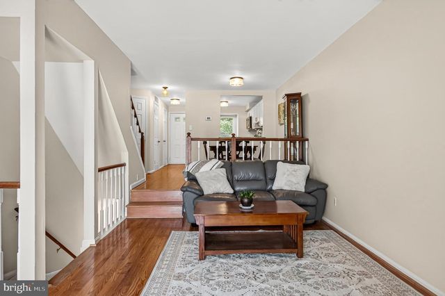 1769 WHISPERHILL DR, Reston, VA 20194