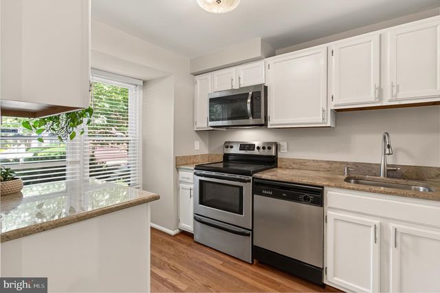 1769 WHISPERHILL DR, Reston, VA 20194