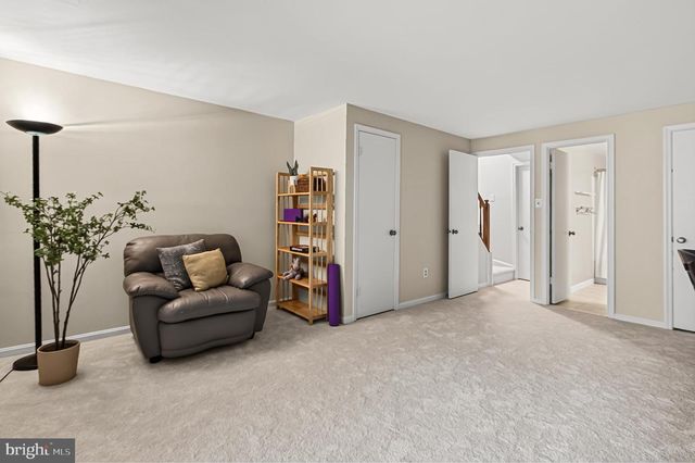 1769 WHISPERHILL DR, Reston, VA 20194