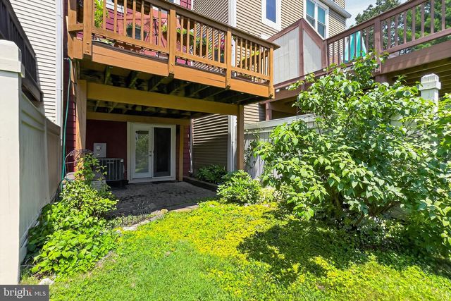 1769 WHISPERHILL DR, Reston, VA 20194