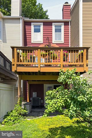 1769 WHISPERHILL DR, Reston, VA 20194