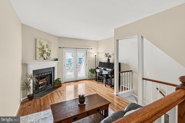 1769 WHISPERHILL DR, Reston, VA 20194
