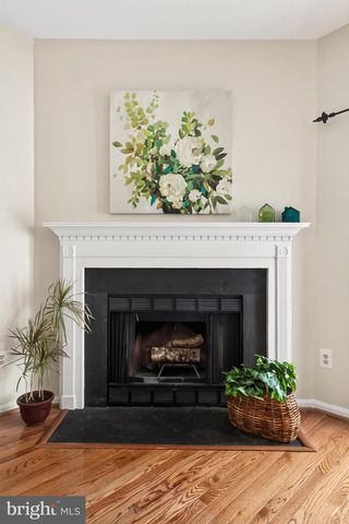 1769 WHISPERHILL DR, Reston, VA 20194