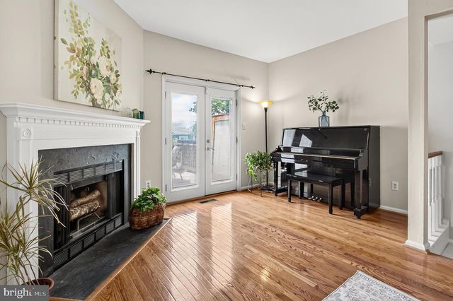 1769 WHISPERHILL DR, Reston, VA 20194