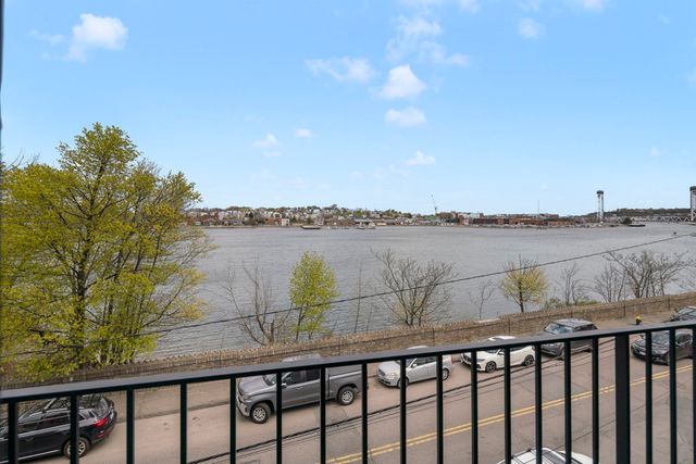 211 Condor 8, Boston, MA 02128