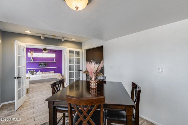 6534 W NORTH Lane, Glendale, AZ 85302