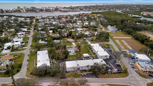 5800 HOLLYWOOD BOULEVARD 115, Sarasota, FL 34231
