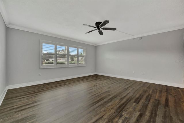 5800 HOLLYWOOD BOULEVARD 115, Sarasota, FL 34231