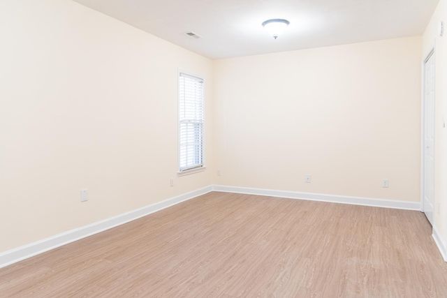 6728 Queen Annes Drive, Raleigh, NC 27613