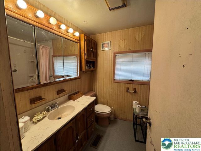 2799 Valley View Drive, Moore Twp, PA 18014