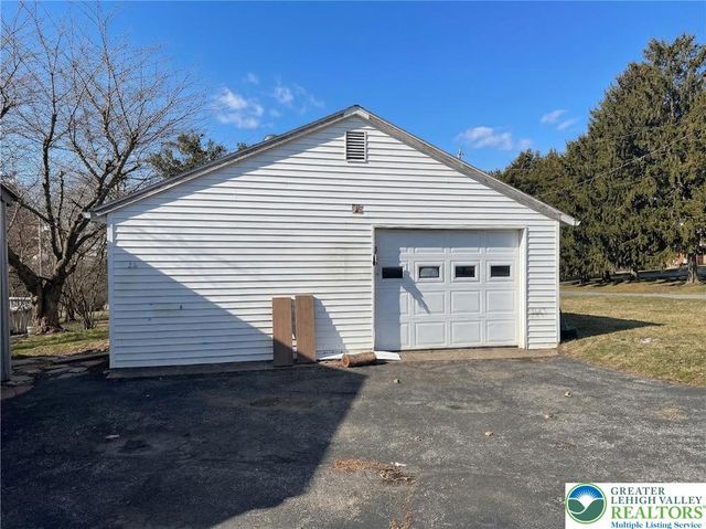 2799 Valley View Drive, Moore Twp, PA 18014