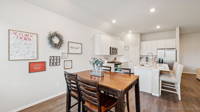 4236 W 4th Street, Skiatook, OK 74070