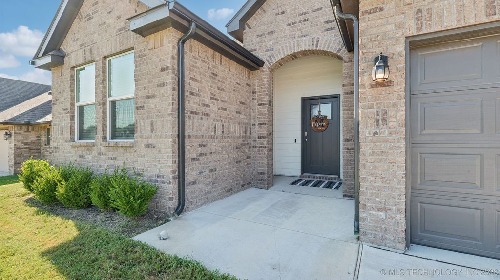 4236 W 4th Street, Skiatook, OK 74070