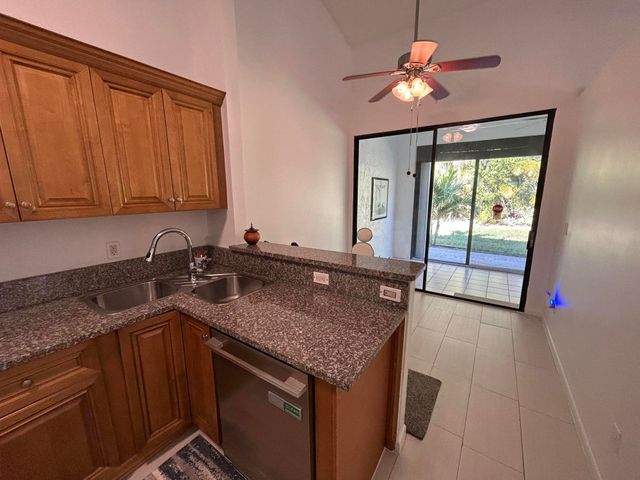 7207 Le Chalet Boulevard, Boynton Beach, FL 33472