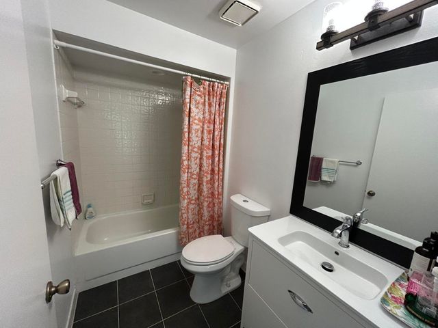 7207 Le Chalet Boulevard, Boynton Beach, FL 33472