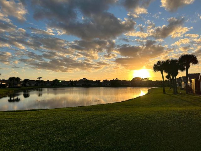 7207 Le Chalet Boulevard, Boynton Beach, FL 33472