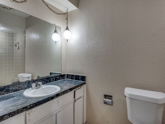 2013 Snowmass Lane, Garland, TX 75044