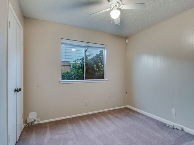 2013 Snowmass Lane, Garland, TX 75044