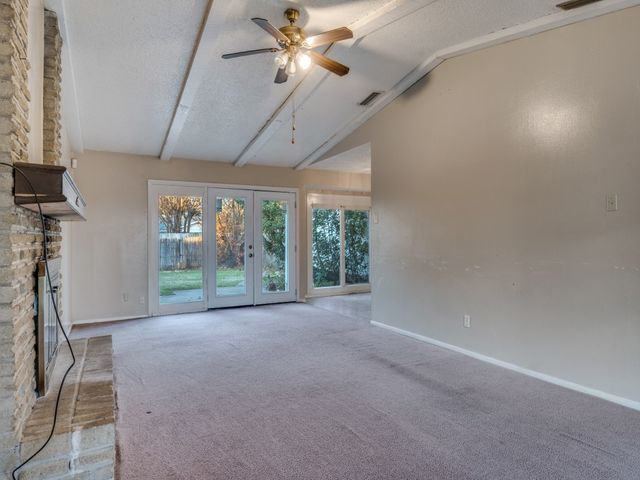 2013 Snowmass Lane, Garland, TX 75044