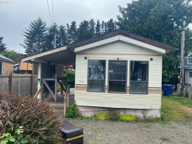 231 Se NEPTUNE Ave, Lincoln City, OR 97367