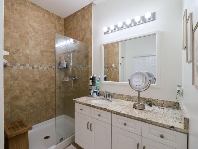 4930 Bonsai Circle 106, Palm Beach Gardens, FL 33418