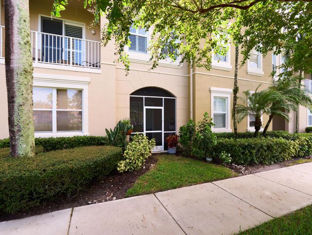 4930 Bonsai Circle 106, Palm Beach Gardens, FL 33418