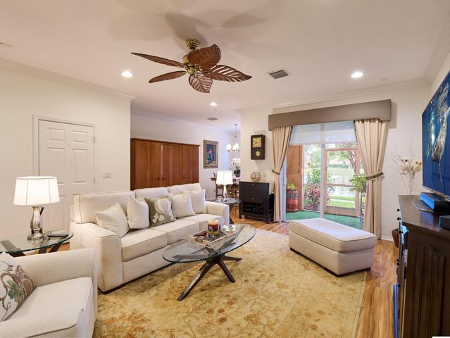 4930 Bonsai Circle 106, Palm Beach Gardens, FL 33418