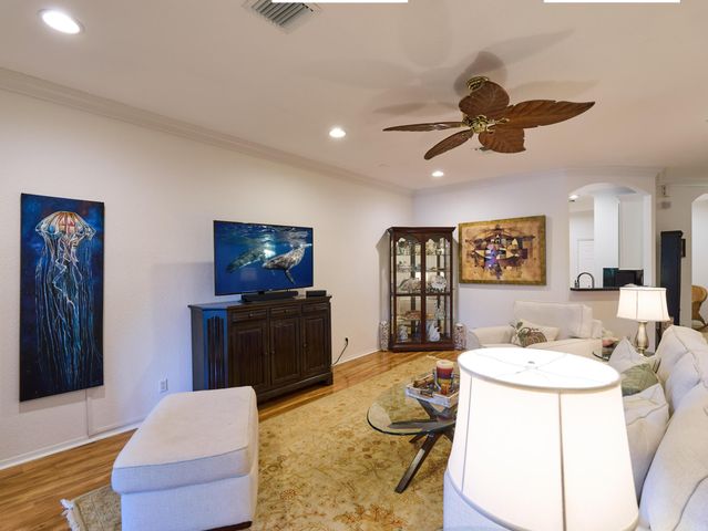 4930 Bonsai Circle 106, Palm Beach Gardens, FL 33418
